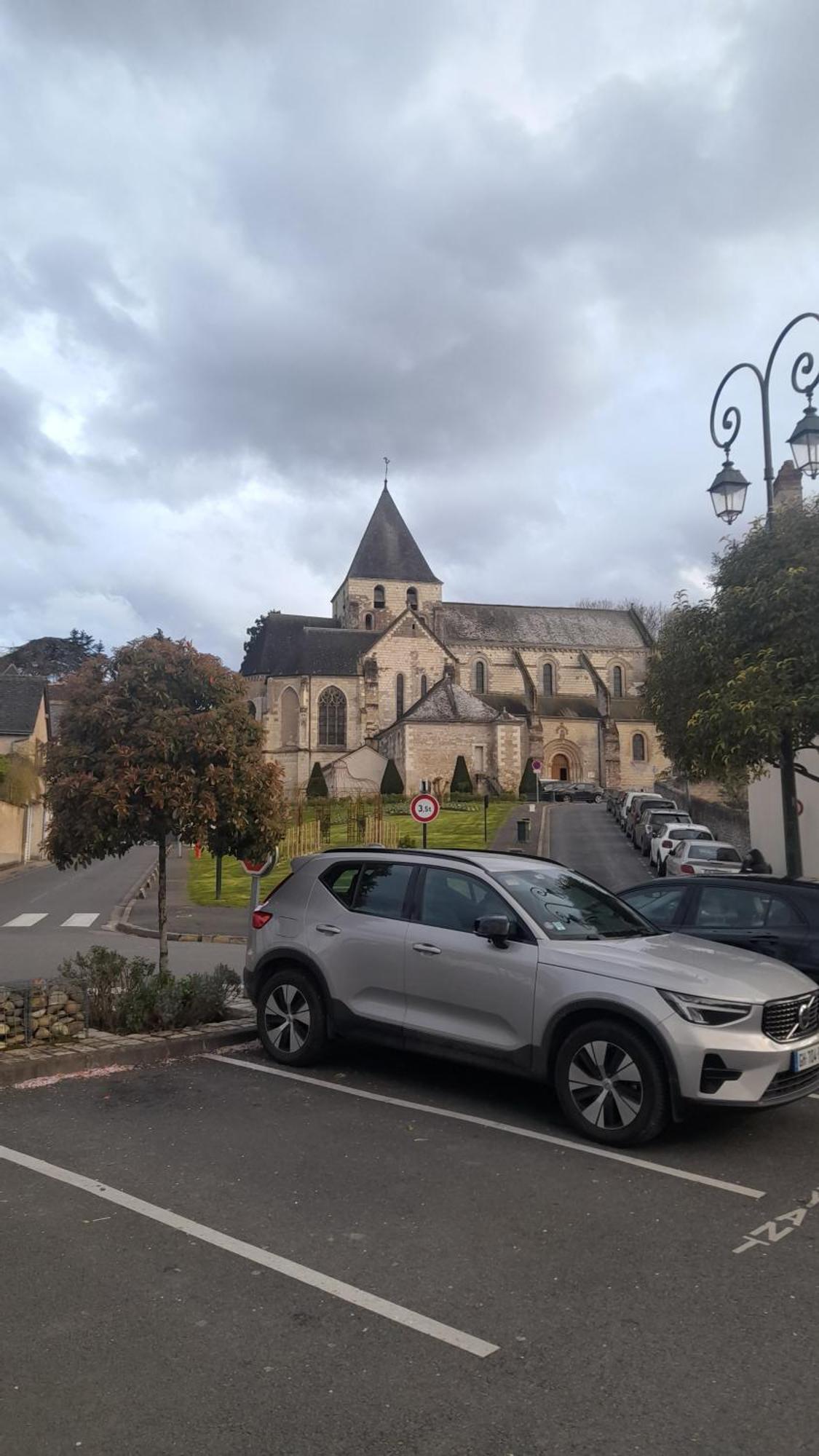 Escale Au Pied Du Chateau Амбоаз Екстериор снимка
